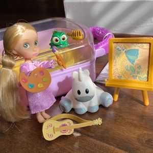 RETIRED DISNEY PARK EXCLUSIVE ANIMATORS COLLECTION RAPUNZEL MINI DOLL PLAYSET